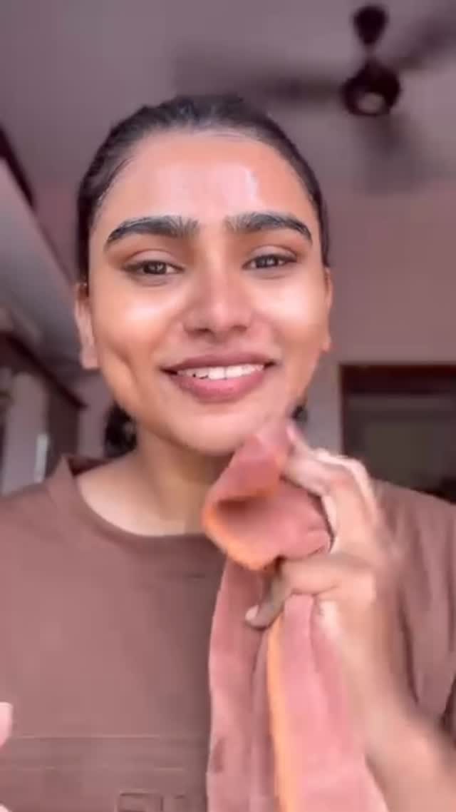 Glow Face Scrub